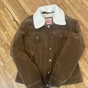 Levis women’s corduroy jacket size small